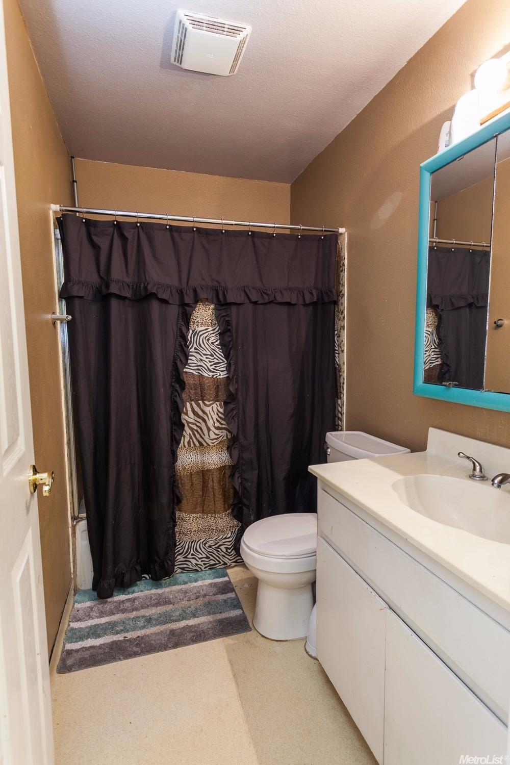 954 Parkside Ave, Manteca, CA 95336 photo 8