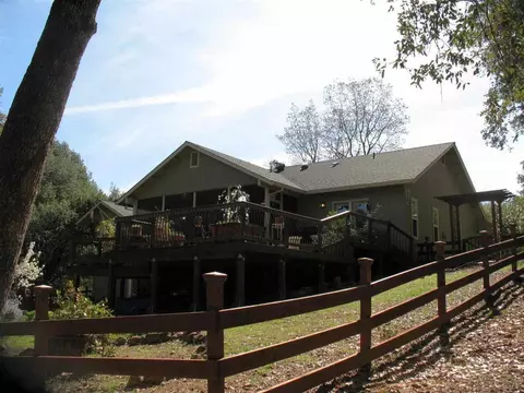 18675 Mountain View Dr, Pine Grove, CA 95665 photo 1