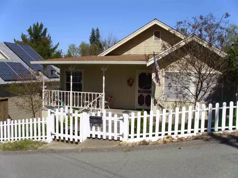 122 Center, Jackson, CA 95642 photo 1