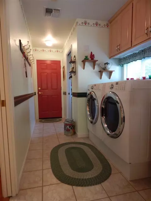 120 Muldoon, Jackson, CA 95642 photo 3