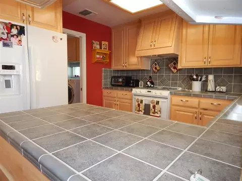 120 Muldoon, Jackson, CA 95642 photo 2