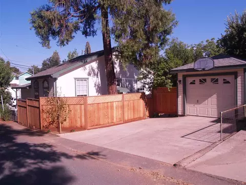 305 Center St, Jackson, CA 95642 photo 11