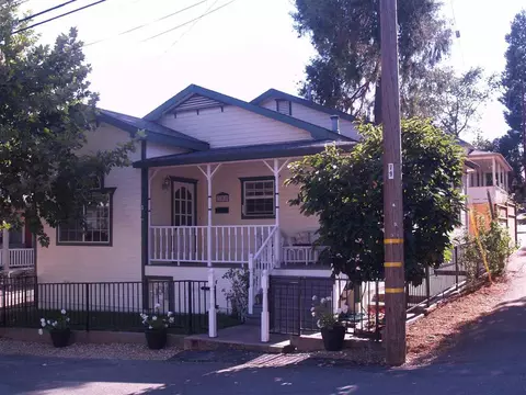 305 Center St, Jackson, CA 95642 photo 9