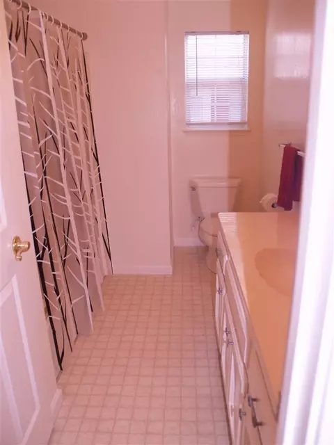 305 Center St, Jackson, CA 95642 photo 3