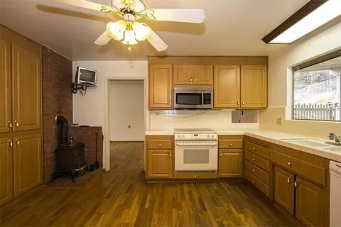 17973 Carter Ln, Jackson, CA 95642 photo 8