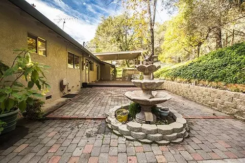 17973 Carter Ln, Jackson, CA 95642 photo 2