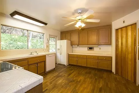17973 Carter Ln, Jackson, CA 95642 photo 9