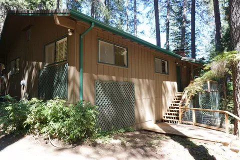 Undisclosed, Grass Valley, CA 95945 photo 3