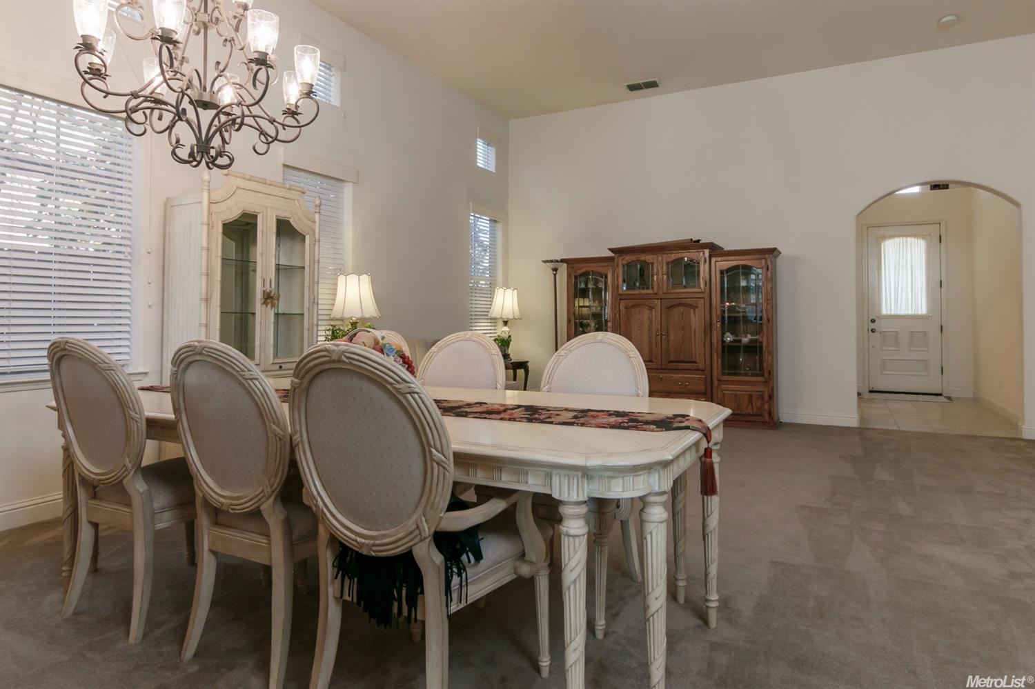 1400 Blakely Ln, Modesto, CA 95356 photo 4