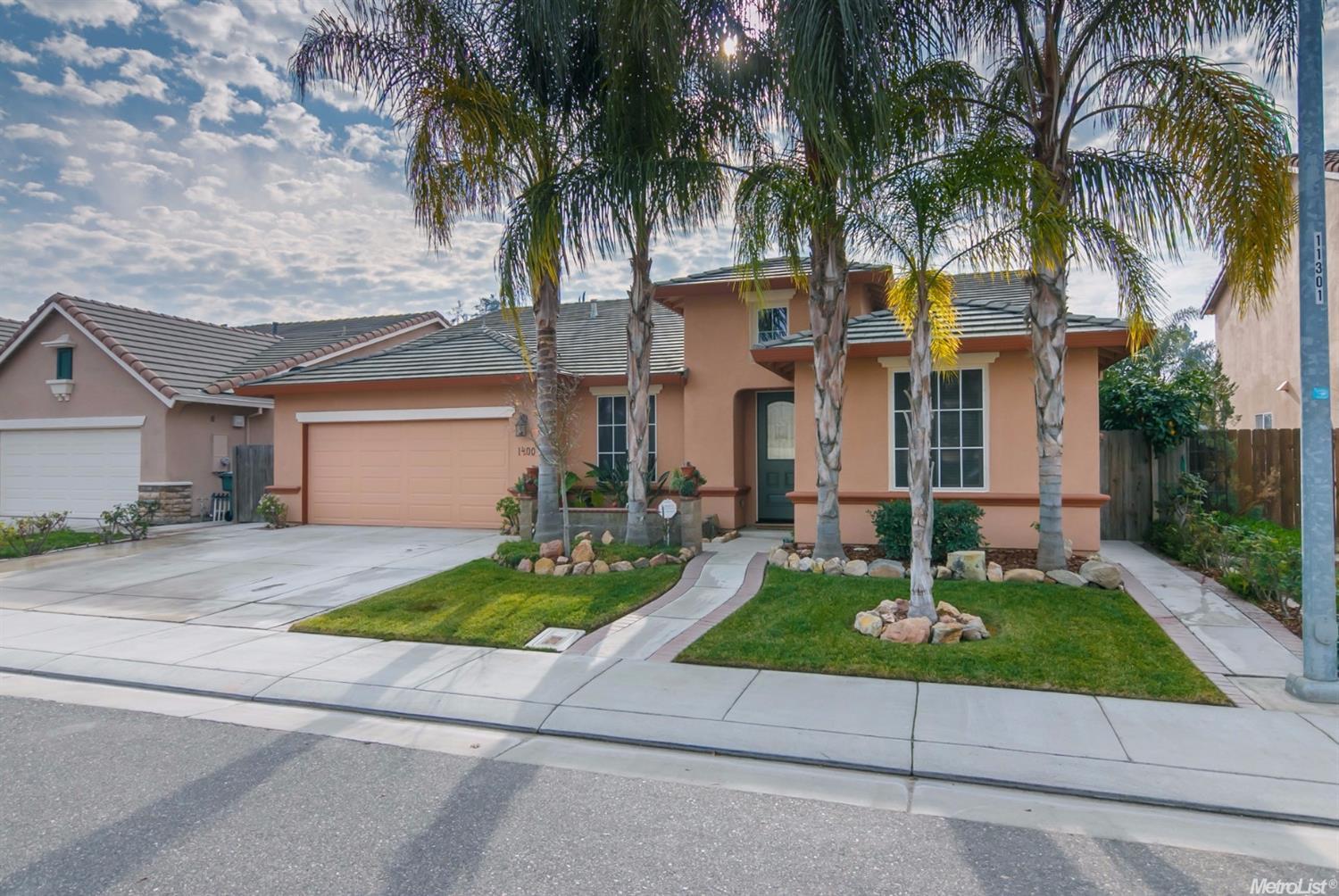 1400 Blakely Ln, Modesto, CA 95356 photo 1