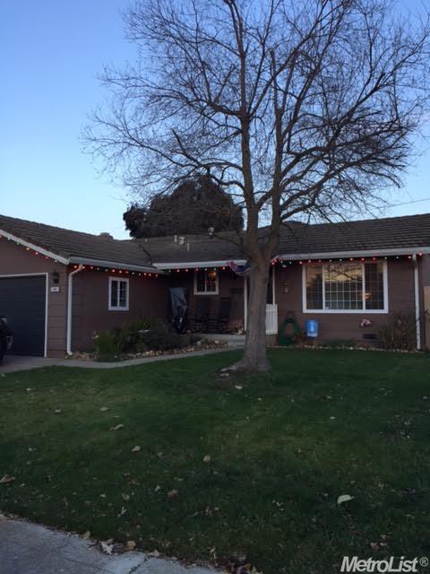 406 Palomar Dr, Lodi, CA 95242 photo 1