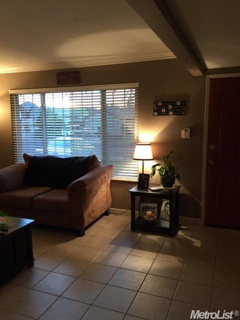 406 Palomar Dr, Lodi, CA 95242 photo 4