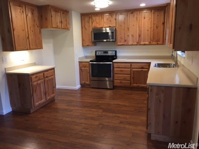 1982 Barry Ln, Placerville, CA 95667 photo 3