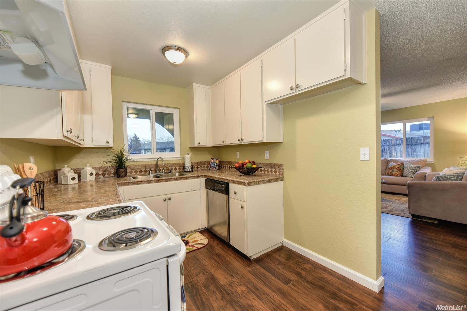 8217 Angelo Ct, Elverta, CA 95626 photo 12