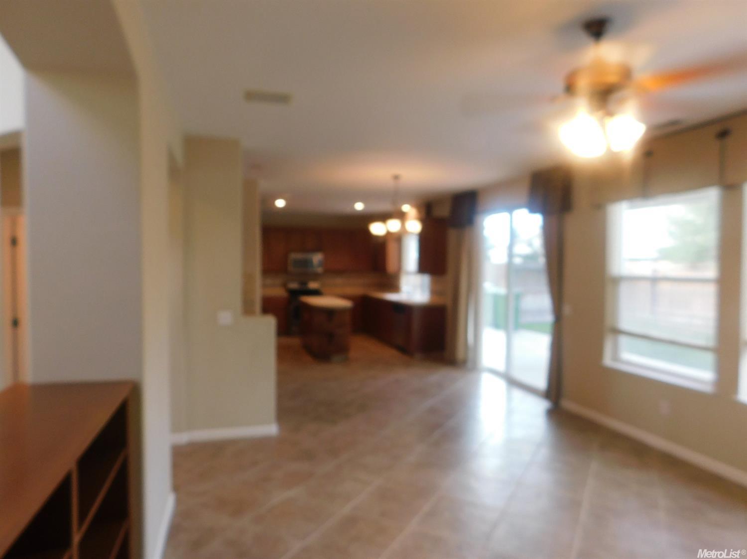 229 Arcadia Pl, Lodi, CA 95240 photo 5
