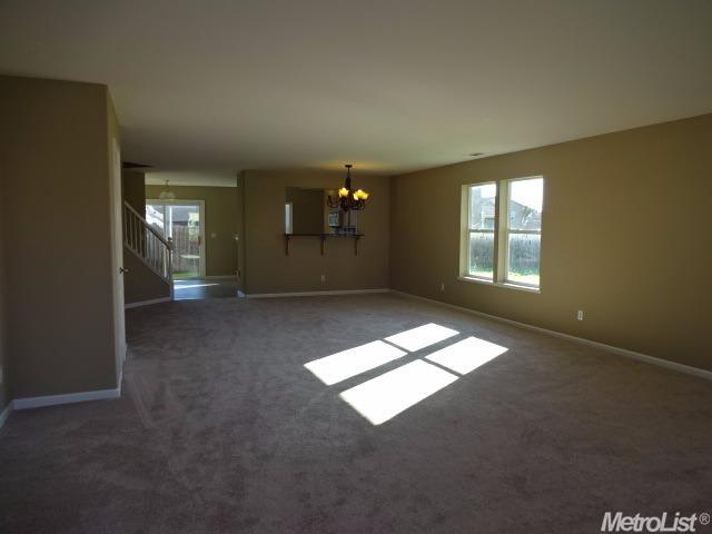 3914 Twilight Ave, Merced, CA 95348 photo 2