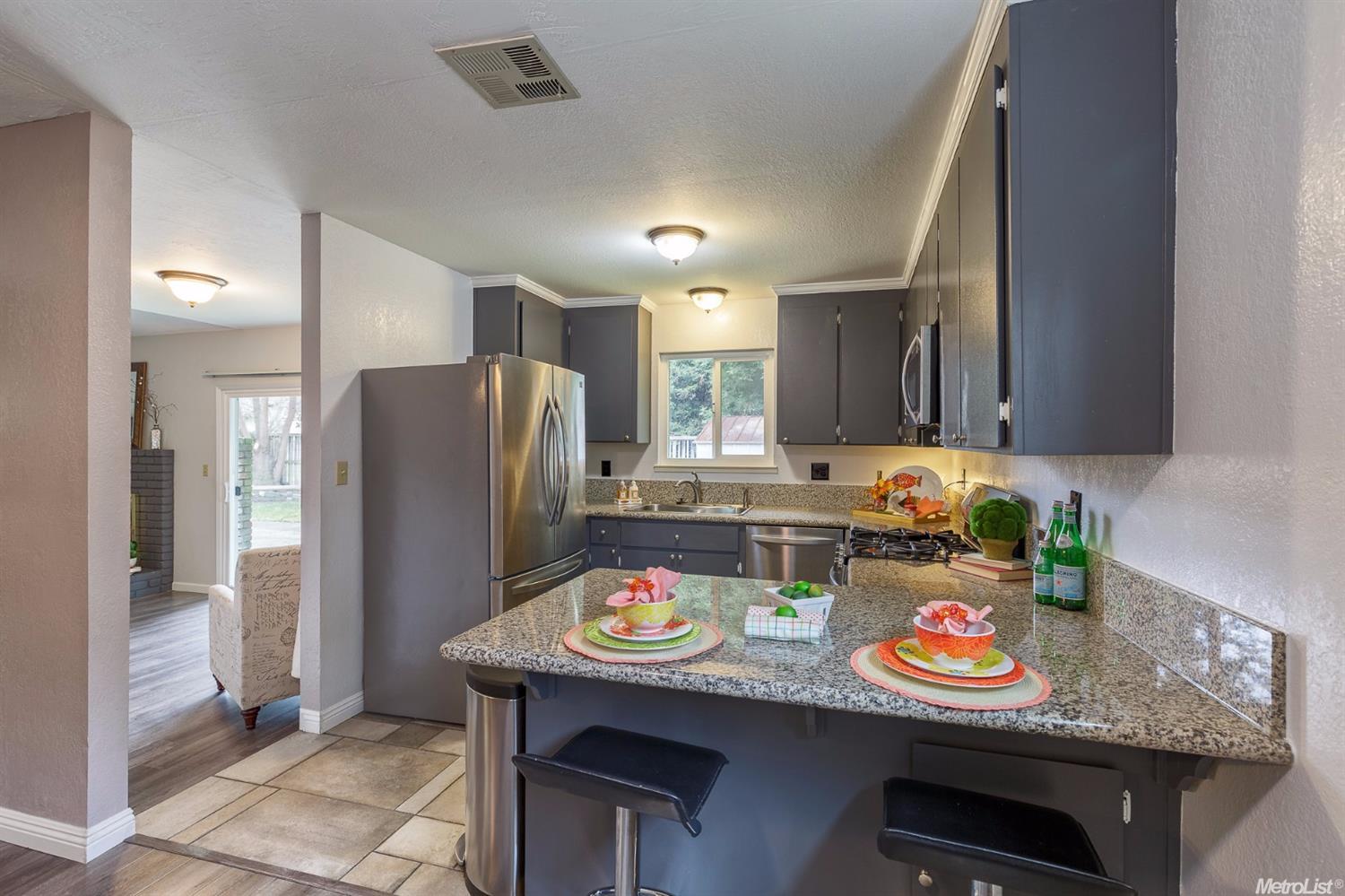 1307 Bunker Ln, Manteca, CA 95336 photo 9