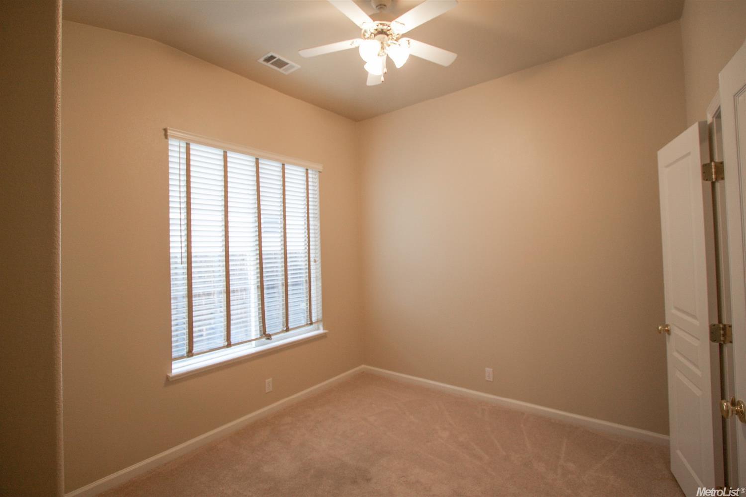 2425 Summerlin Dr, Modesto, CA 95356 photo 8
