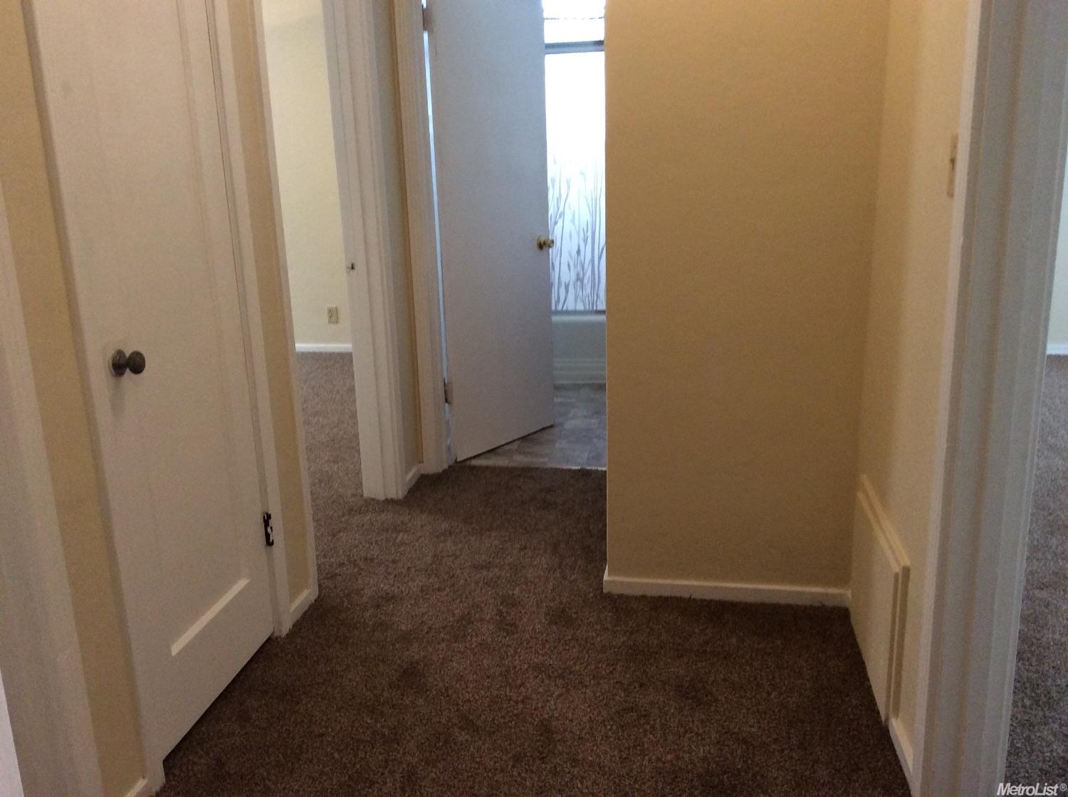 147 Phoenix Ave, Modesto, CA 95354 photo 9