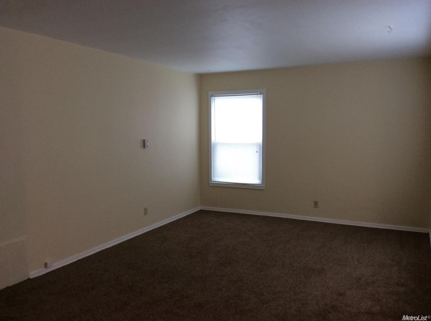 147 Phoenix Ave, Modesto, CA 95354 photo 3