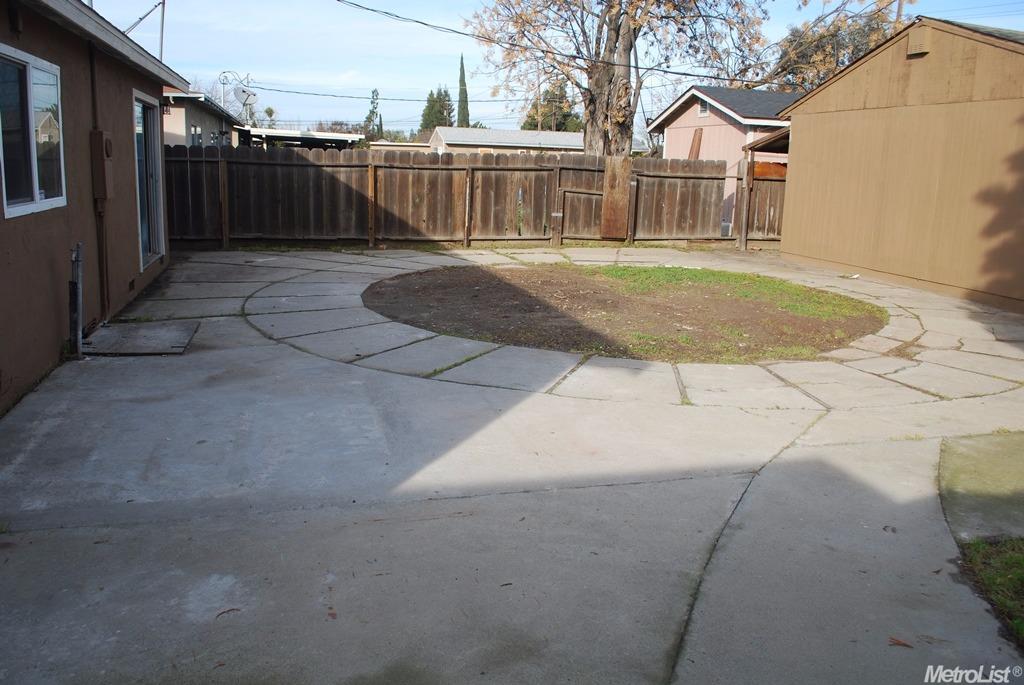 2712 Garvey, Modesto, CA 95350 photo 13