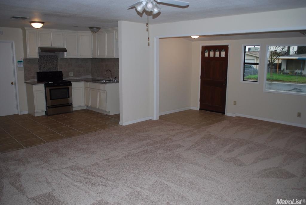 2712 Garvey, Modesto, CA 95350 photo 5