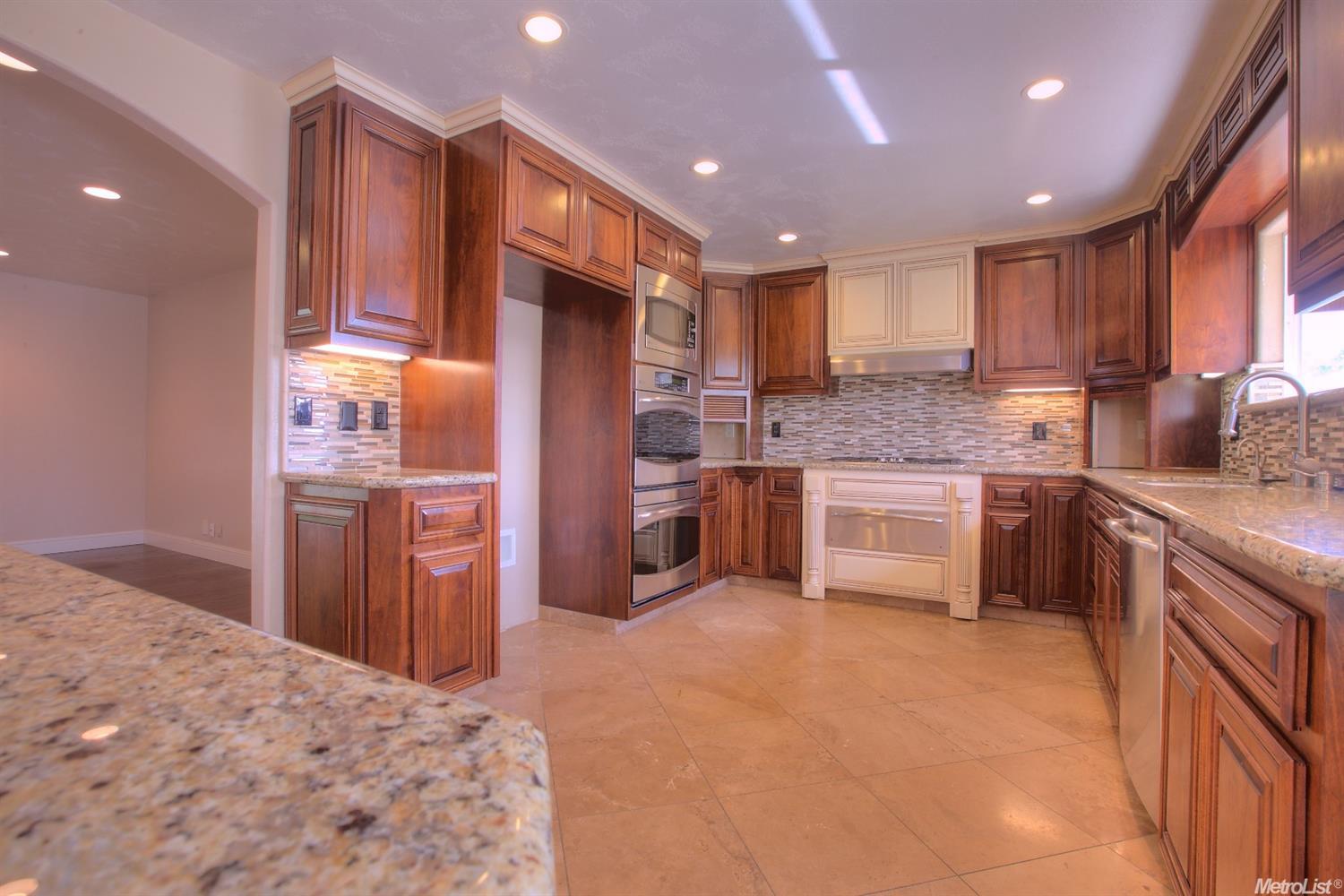 23358 Cypress Point Dr, Ripon, CA 95366 photo 9
