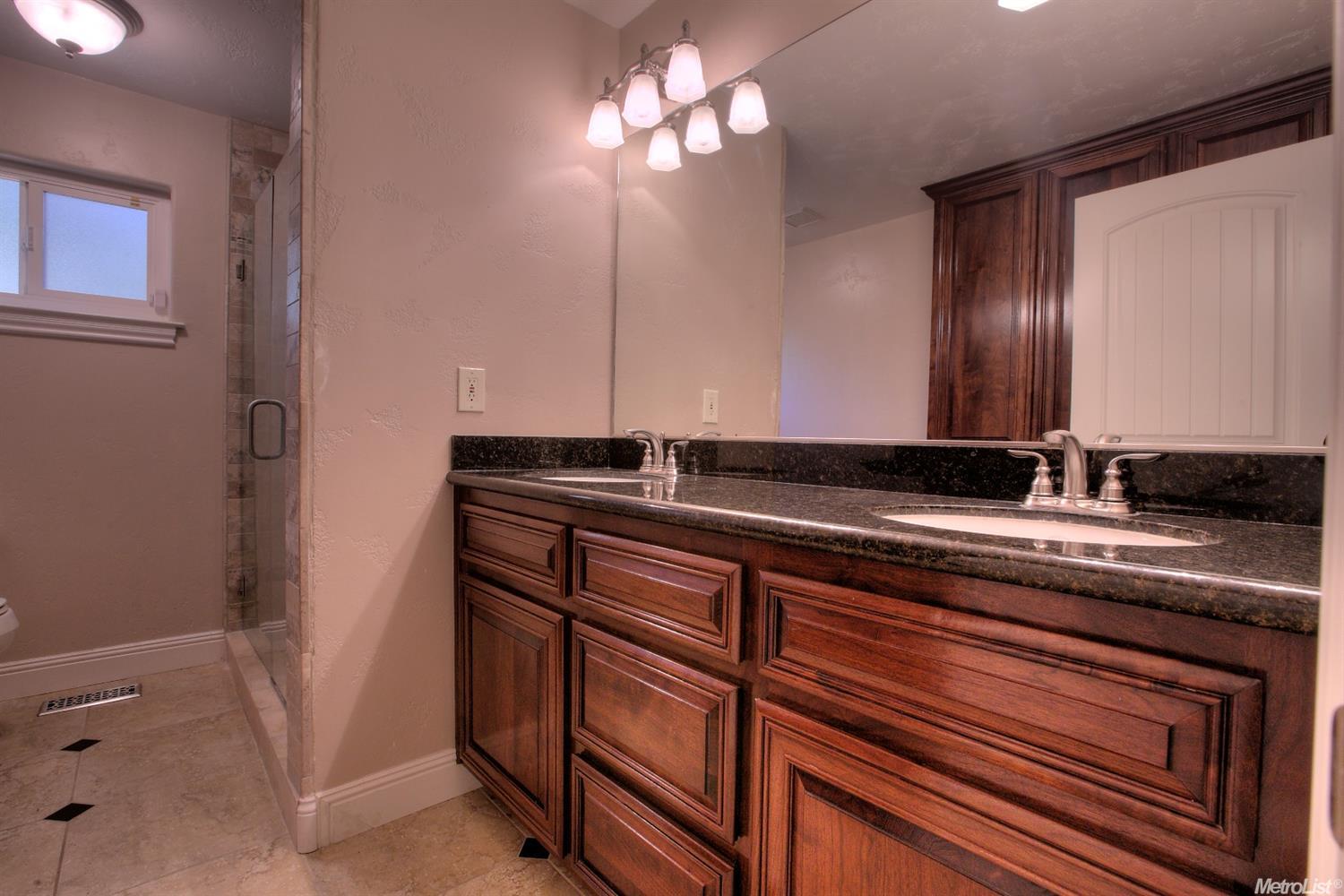 23358 Cypress Point Dr, Ripon, CA 95366 photo 18