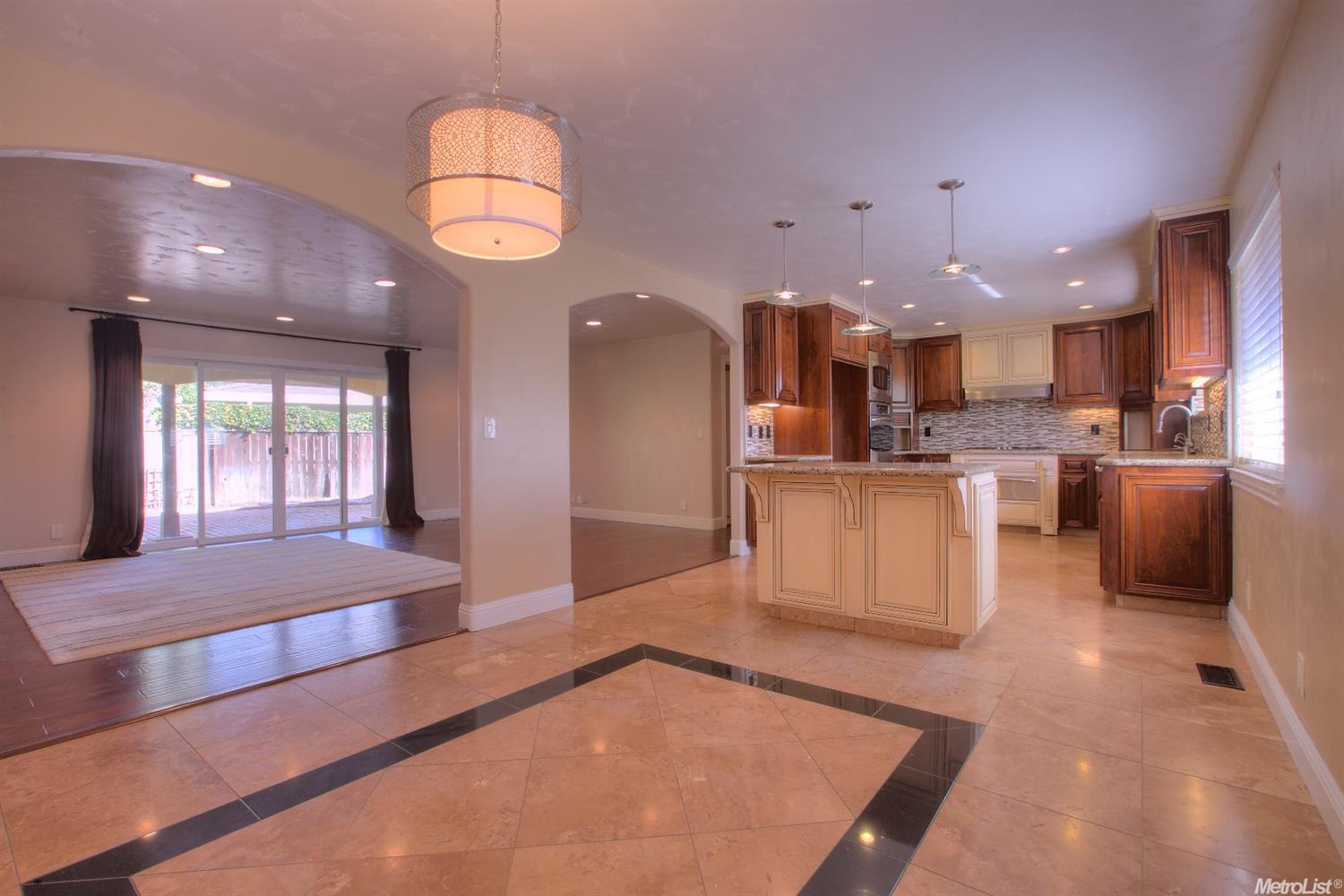 23358 Cypress Point Dr, Ripon, CA 95366 photo 8