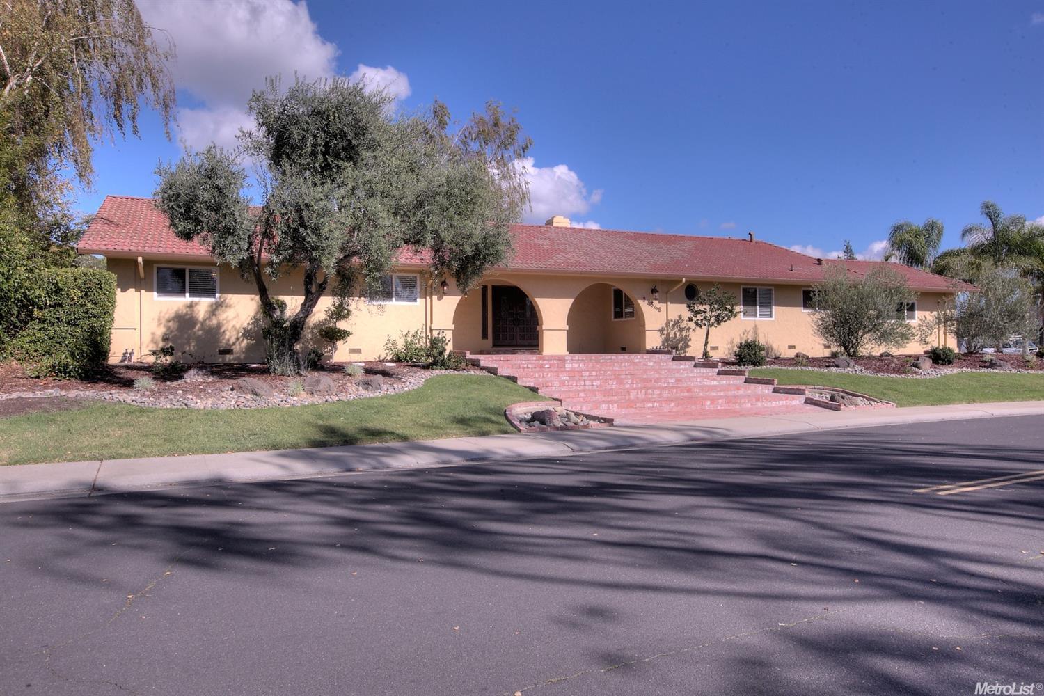 23358 Cypress Point Dr, Ripon, CA 95366 photo 1