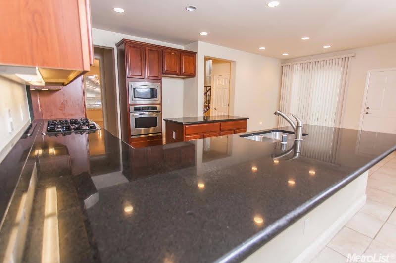 523 Millpond Ave, Lathrop, CA 95330 photo 10