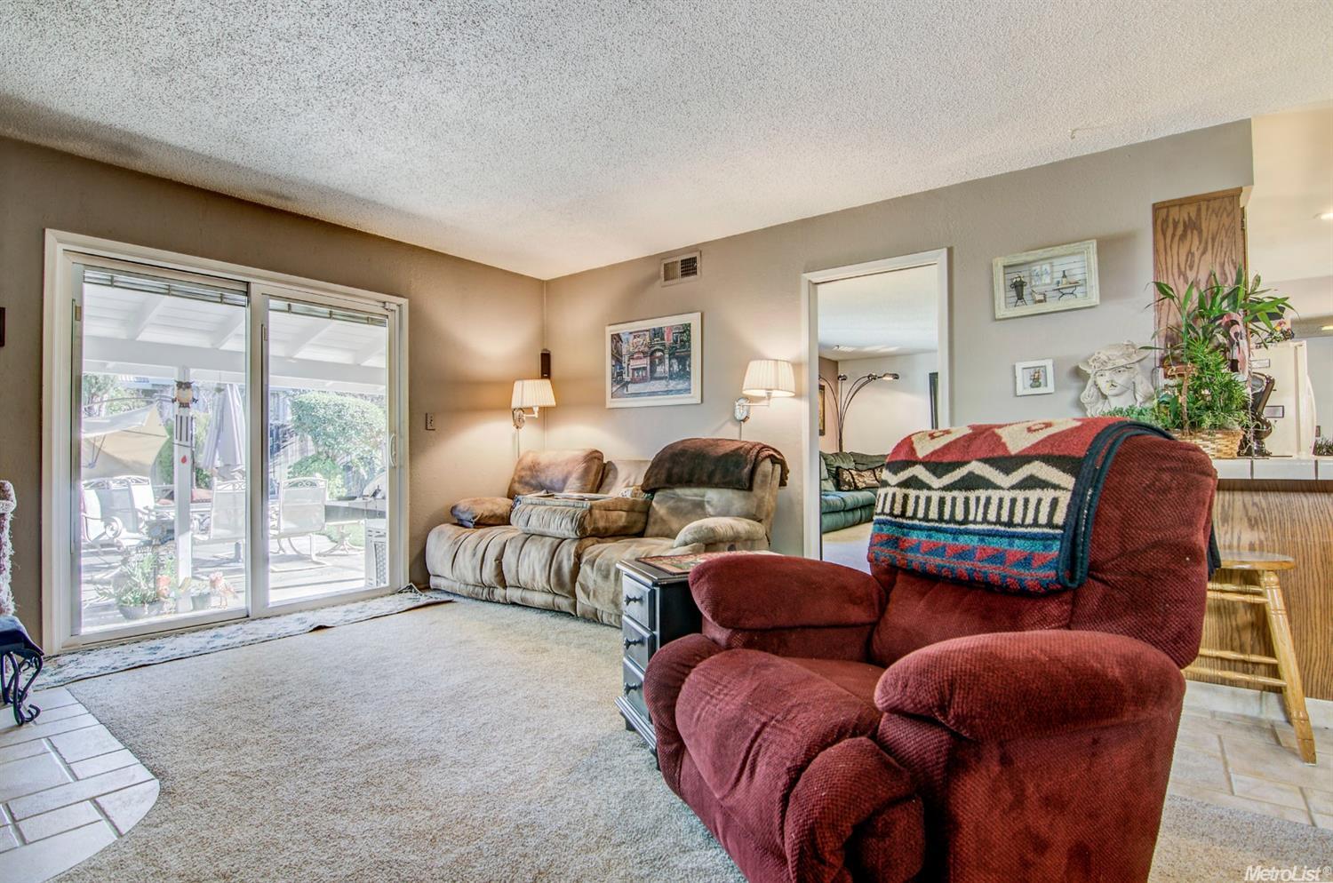 4506 Longhorn St, Carmichael, CA 95608 photo 8