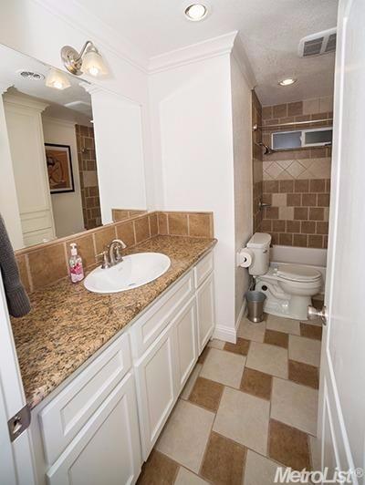 2165 E Marshall St, Turlock, CA 95380 photo 14