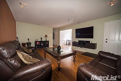2165 E Marshall St, Turlock, CA 95380 photo 3