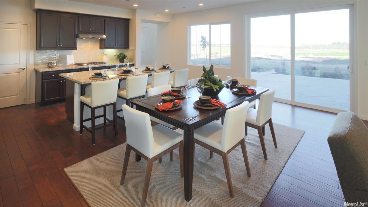 2286 Memory Ln, Tracy, CA 95377 photo 4