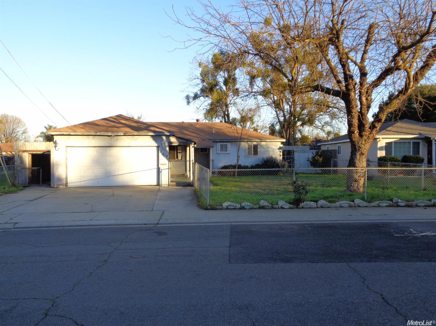 2010 Muncy Dr, Modesto, CA 95350 photo 1