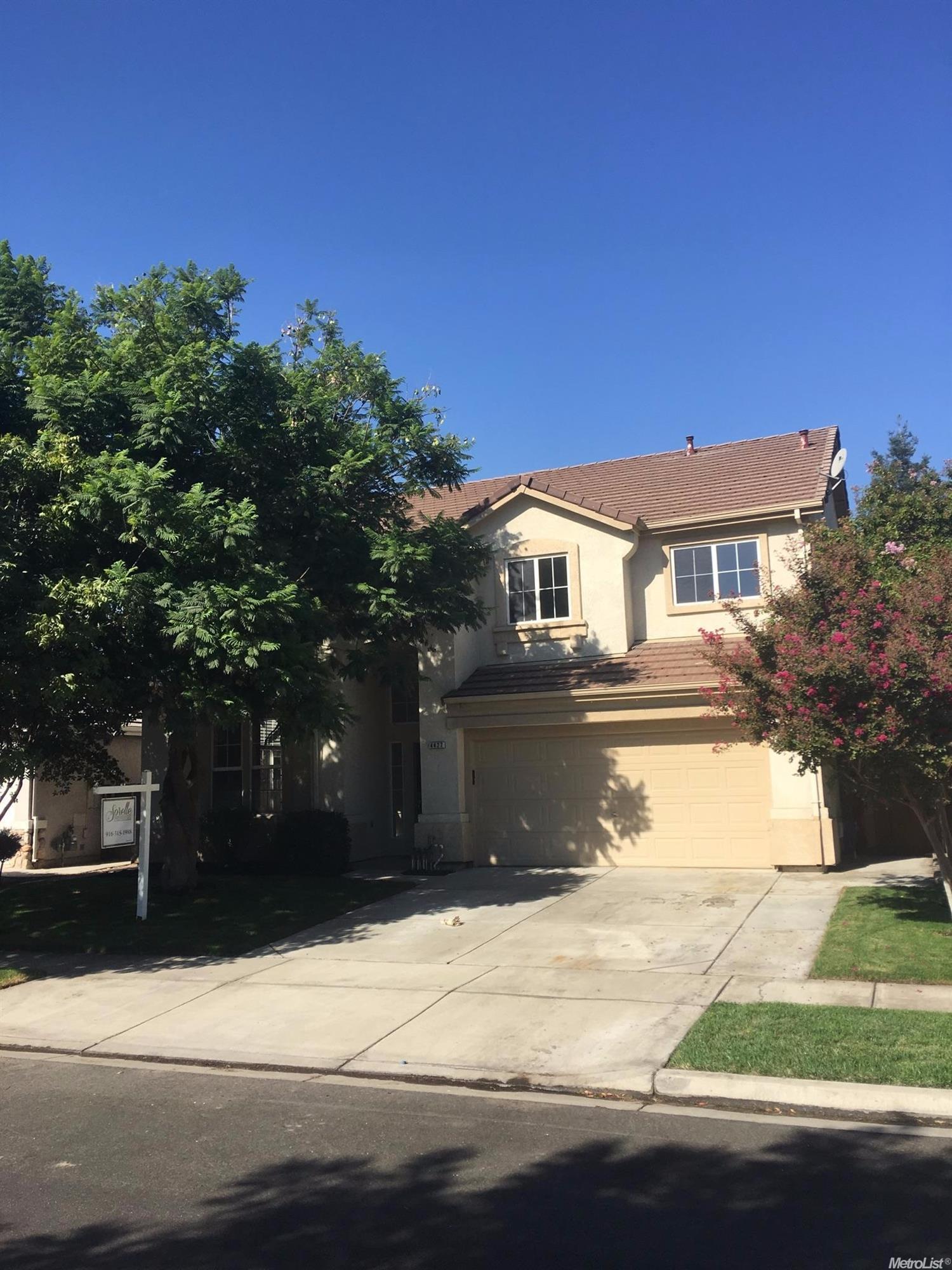 4427 Destiny Dr, Turlock, CA 95382 photo 1