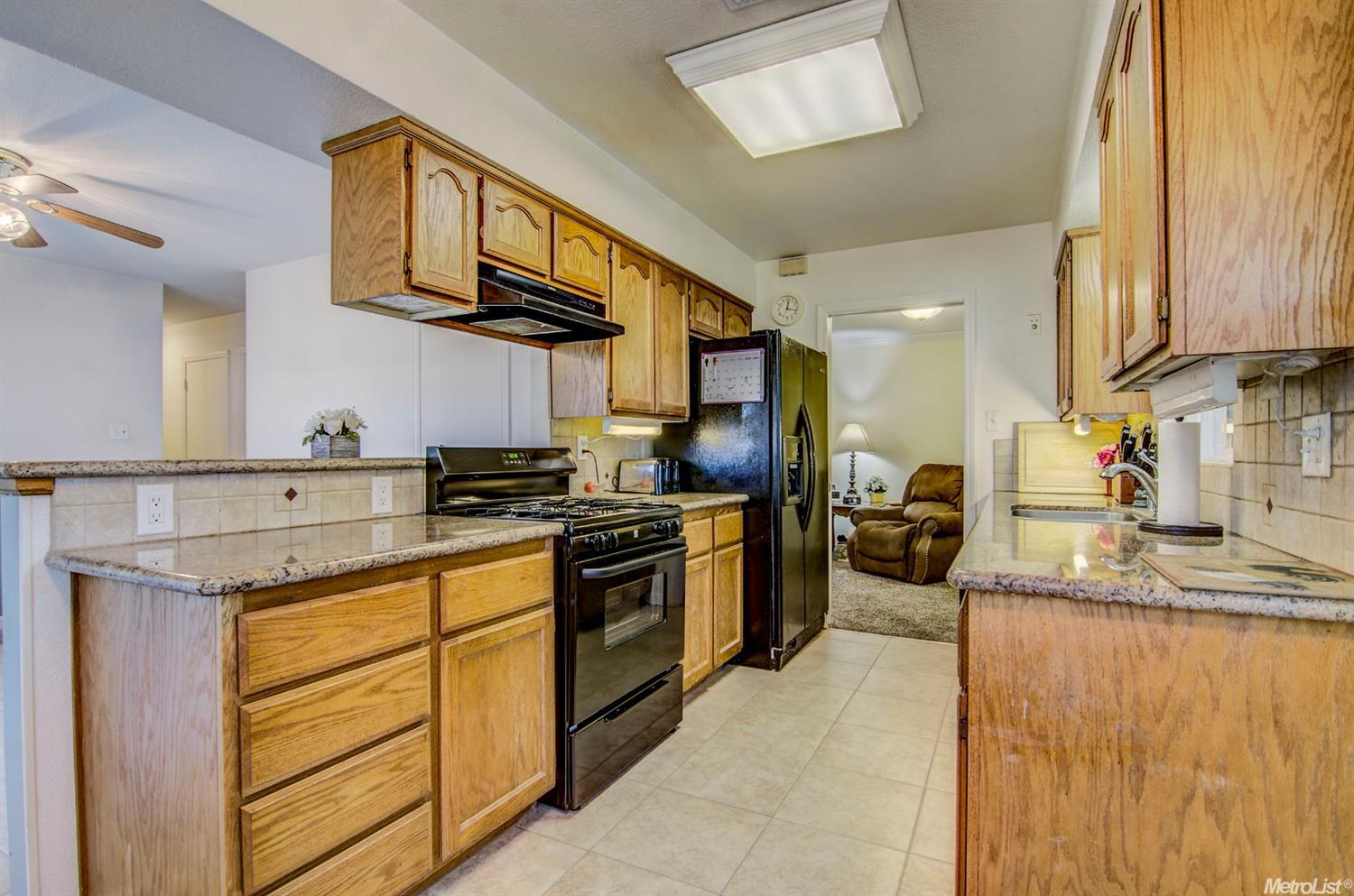 5919 Ellerslee Dr, Carmichael, CA 95608 photo 4