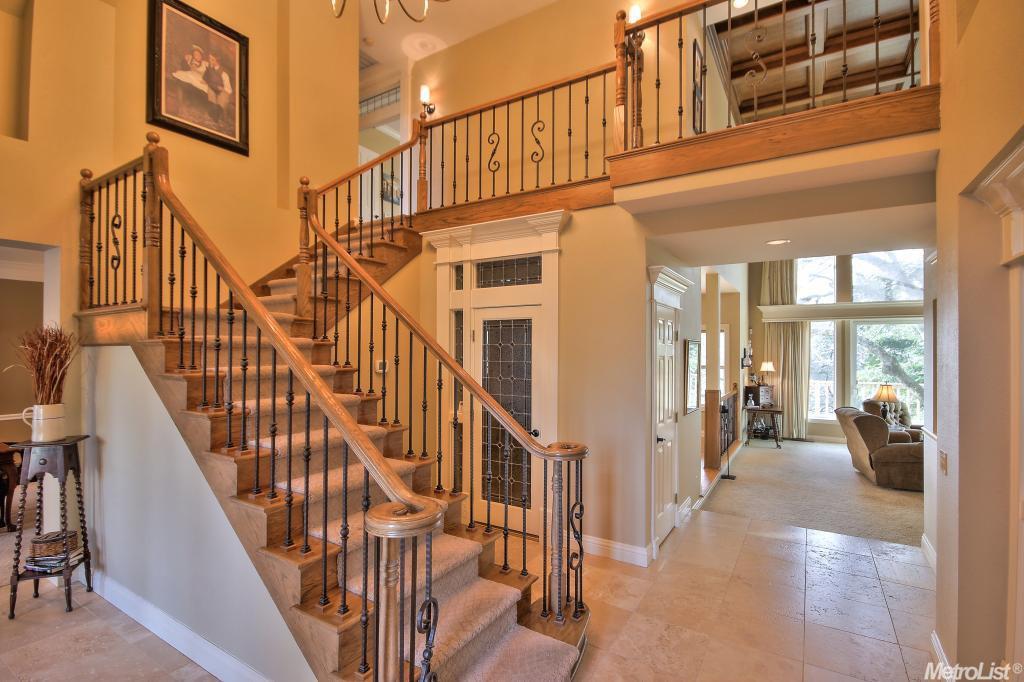 213 Cascade Falls Dr, Folsom, CA 95630 photo 2