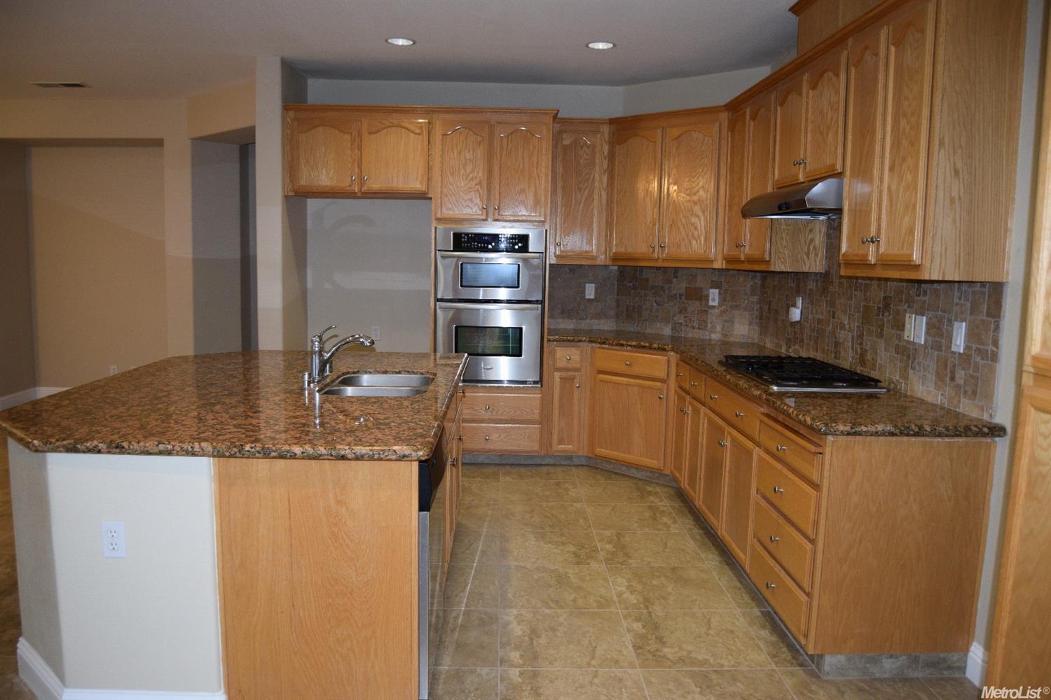 662 Otis Dr, Ripon, CA 95366 photo 23