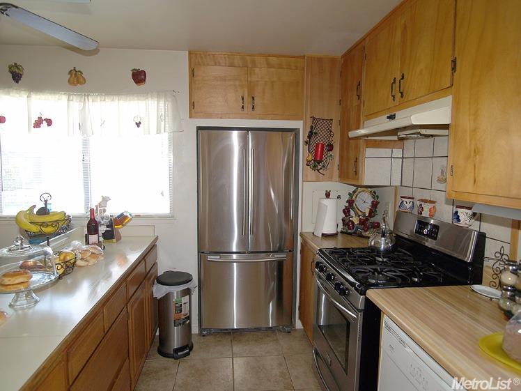 729 Greenback Ln, Modesto, CA 95351 photo 11