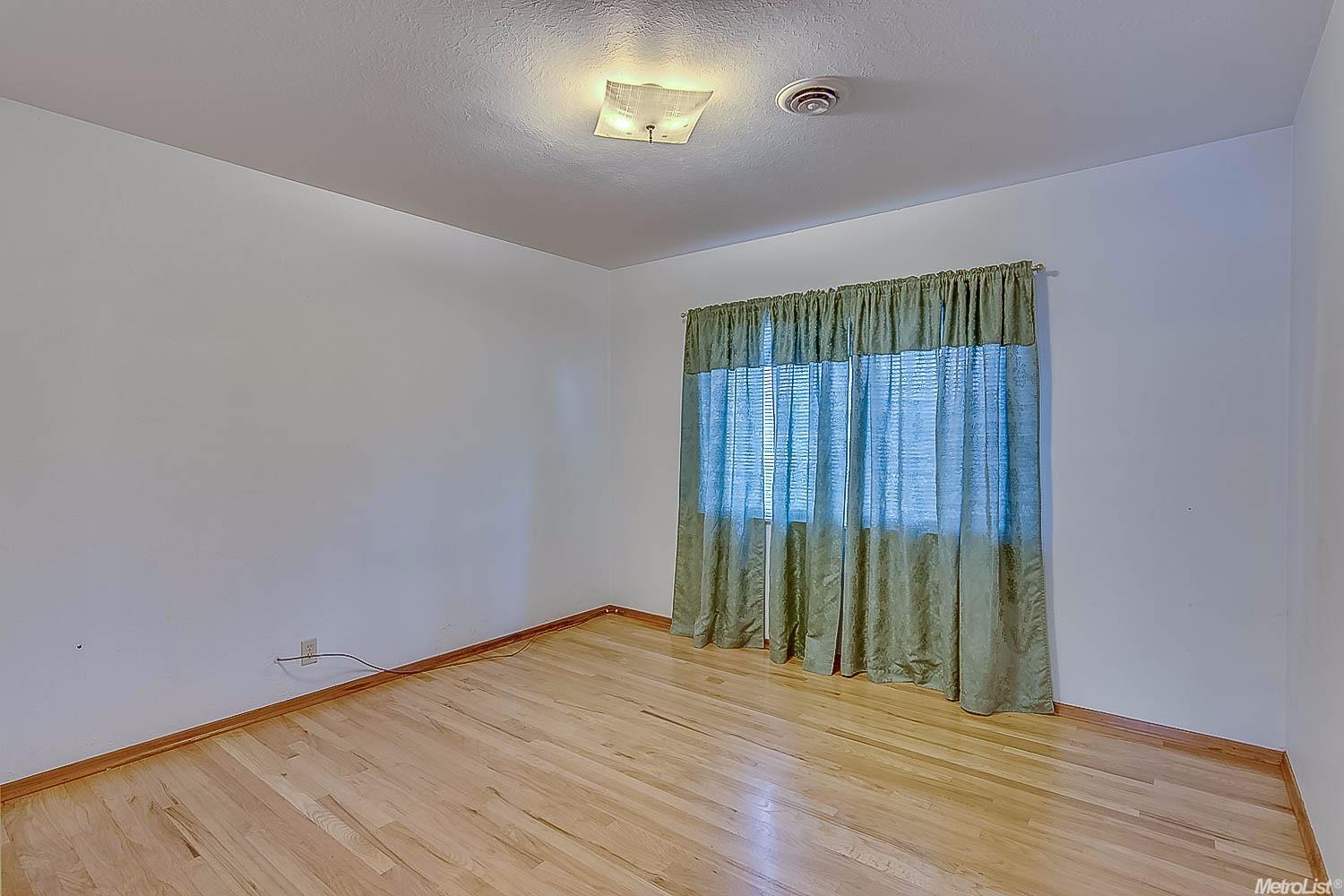 1700 W Pine St, Lodi, CA 95242 photo 19