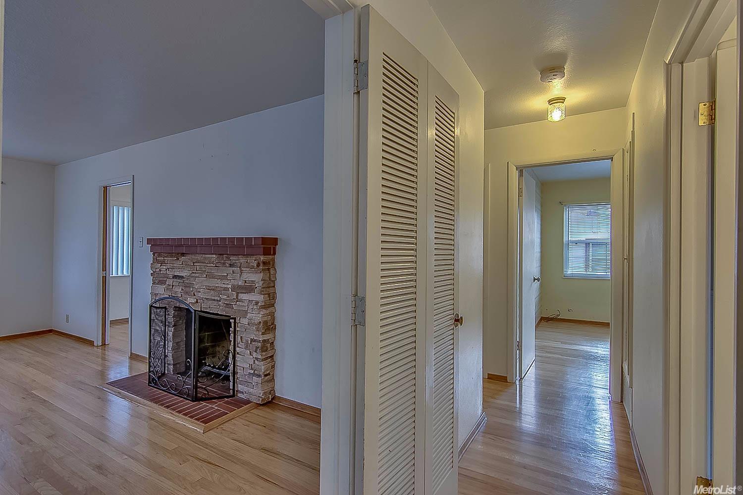 1700 W Pine St, Lodi, CA 95242 photo 14