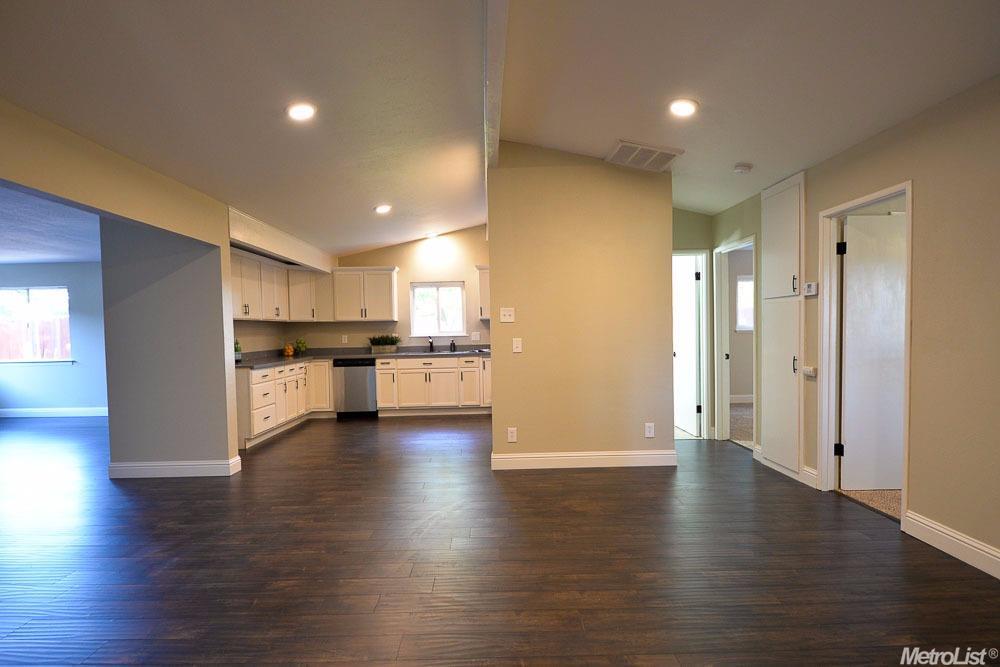 1520 Primrose Ave, Merced, CA 95340 photo 4