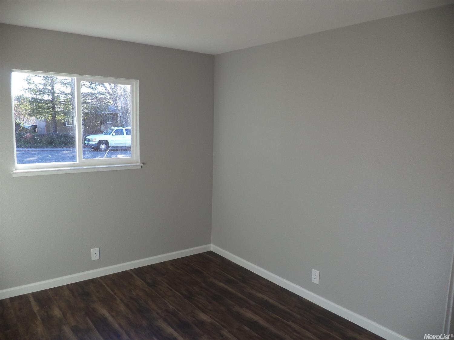 1901 Bloxham St, Modesto, CA 95355 photo 9