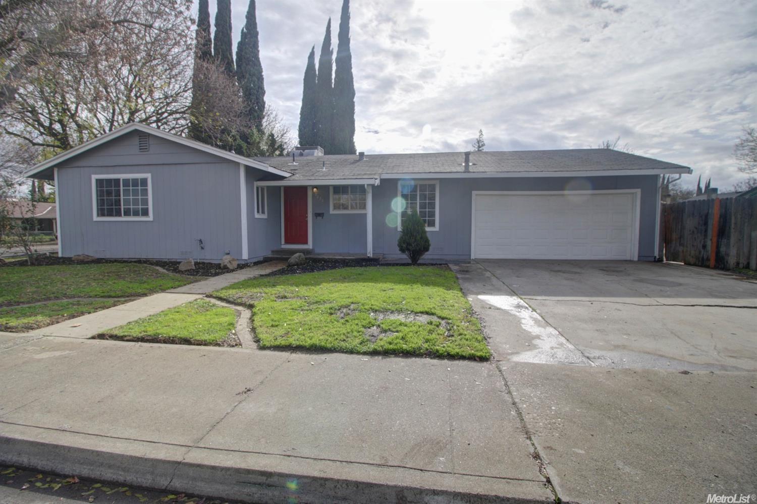2028 W Rumble, Modesto, CA 95350 photo 1