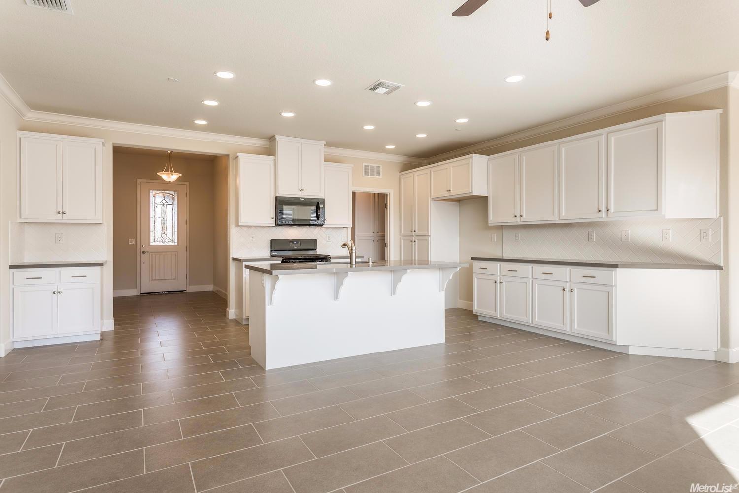 5491 5th St, Rocklin, CA 95677 photo 3