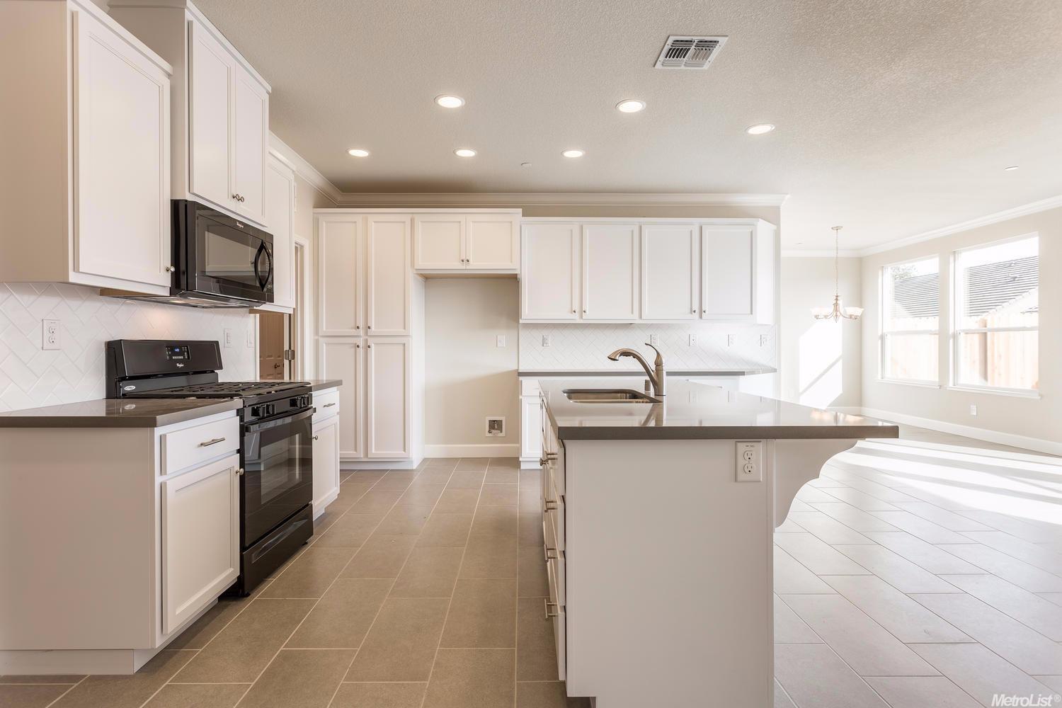 5491 5th St, Rocklin, CA 95677 photo 7