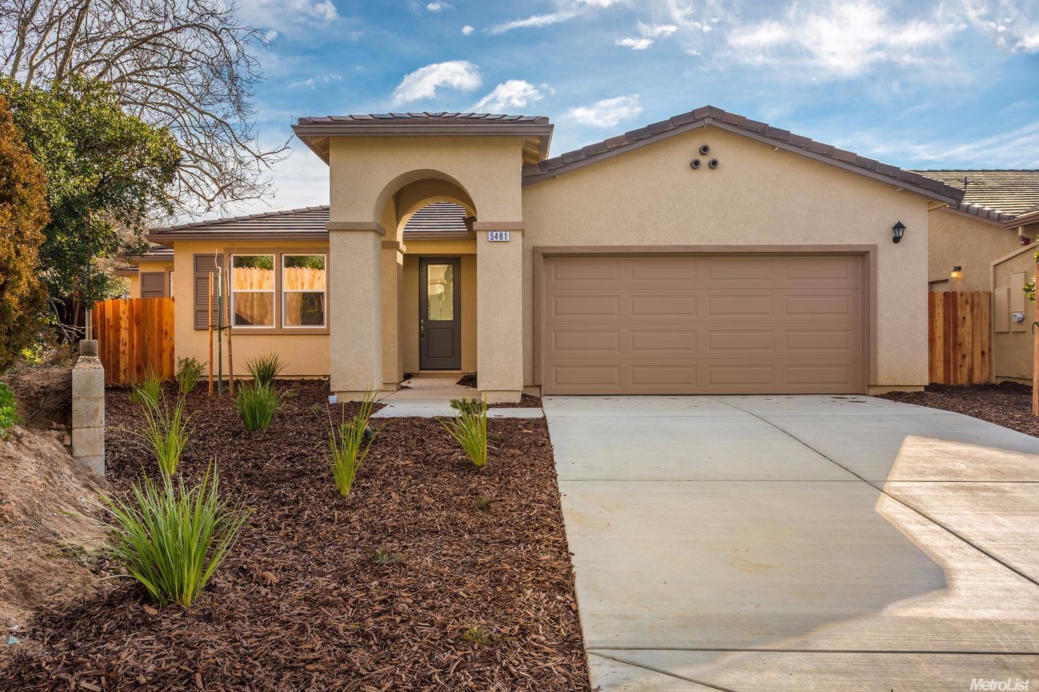 5481 5th St, Rocklin, CA 95677 photo 1