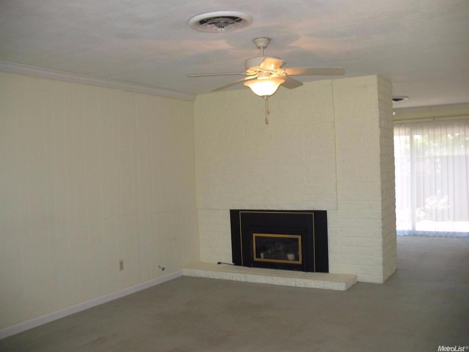 205 Floyd Ave #12, Modesto, CA 95350 photo 2